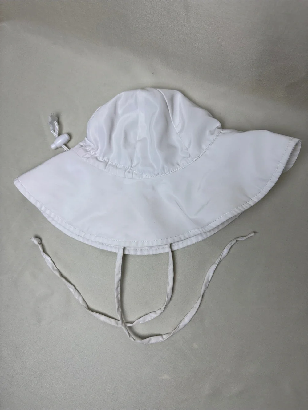 Ruffle Butts White Sun Hat with Chin Strap
